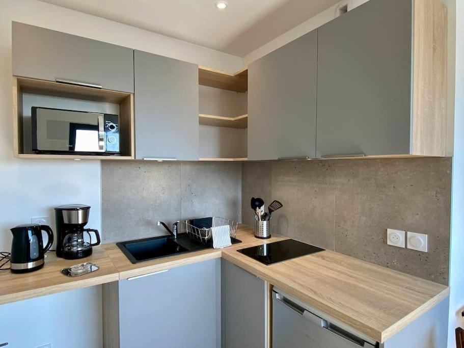 Ferienwohnung Magnifique T2 Neuf, Proche Gare, Parking Facile Vannes Exterior foto